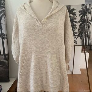 Loft Hooded Poncho with kangaroo pocket in front; oatmeal colored; Size M/L